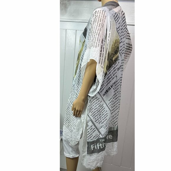 New Newsprint looking Gauze Shawl Vest Kimono Can also use as a Scarf NWOT - Picture 3 of 7